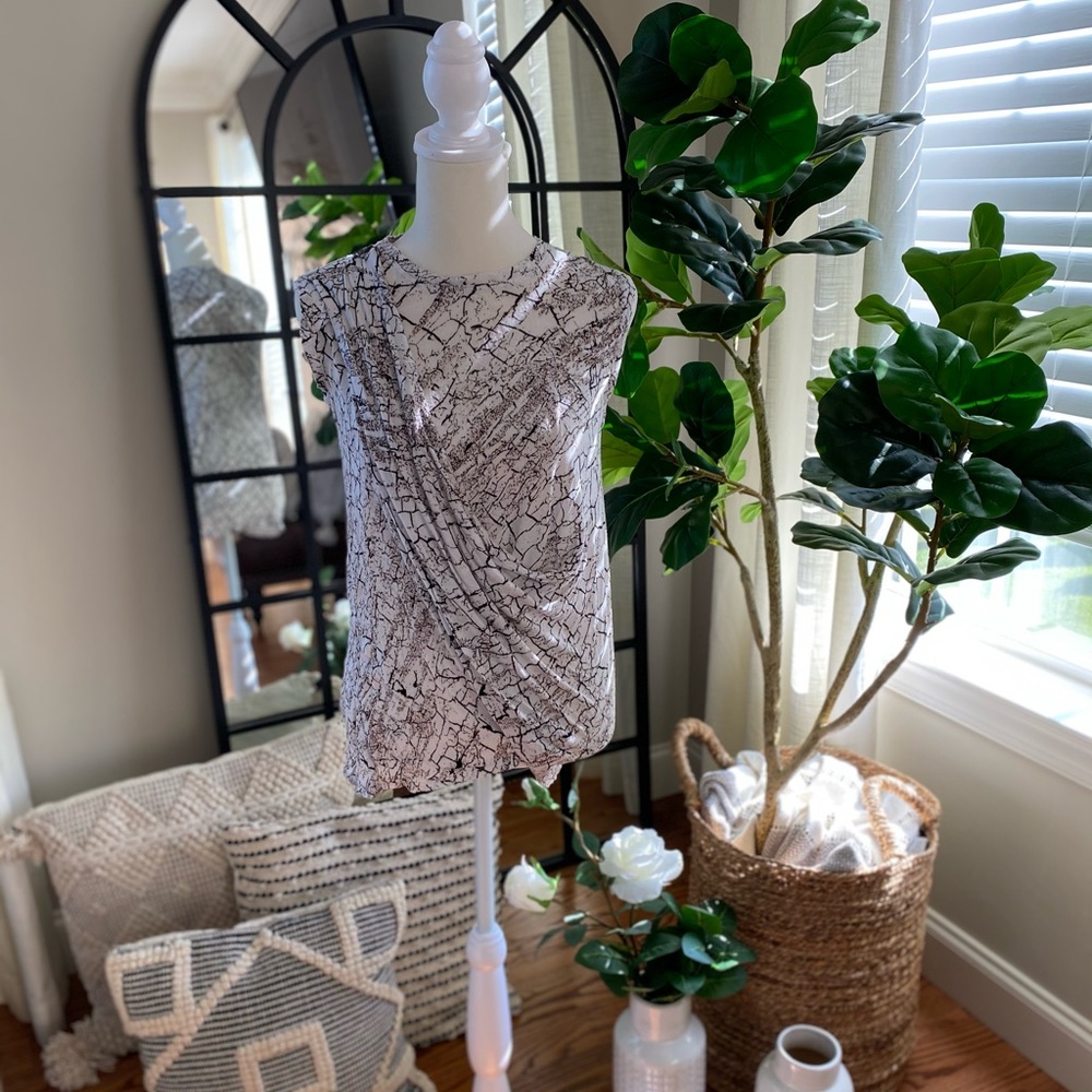 BCBG marble tank top